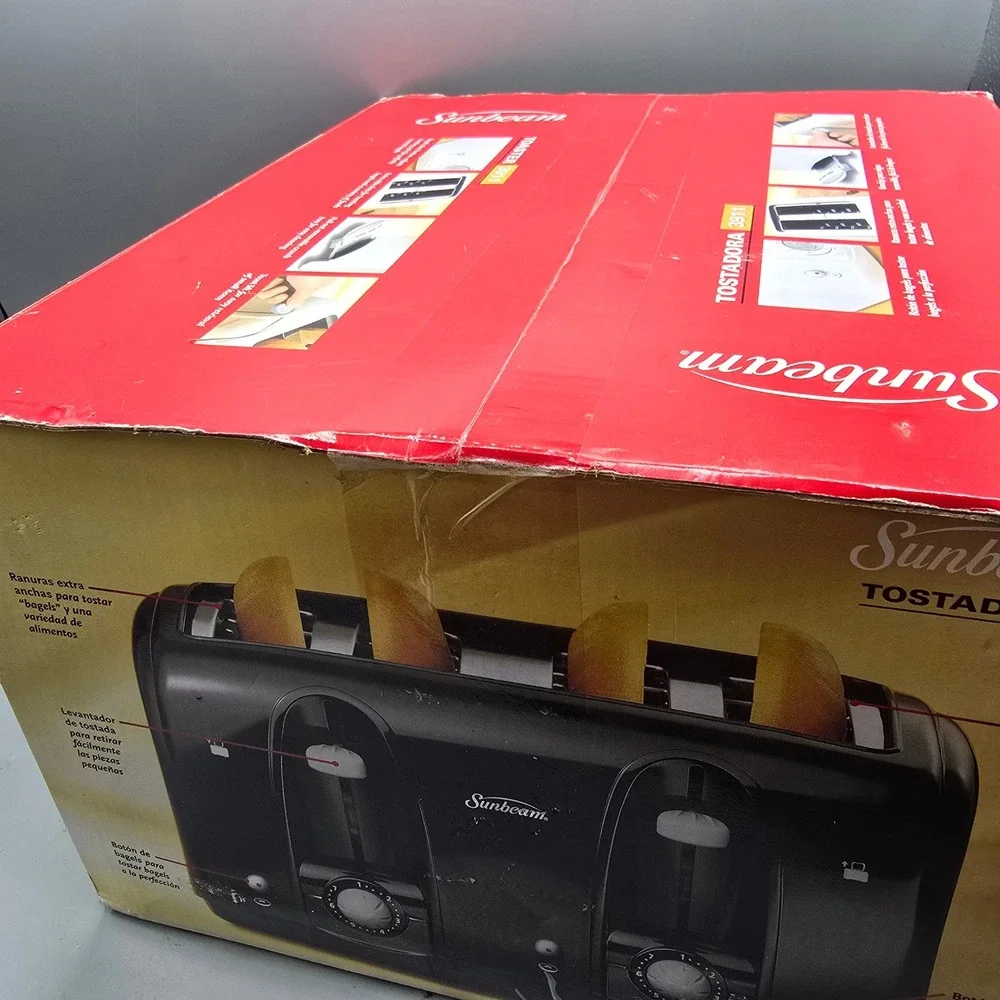 Sunbeam 3911 4-Slice Toaster Black Extra-Wide Slots Bagel Button New in Box